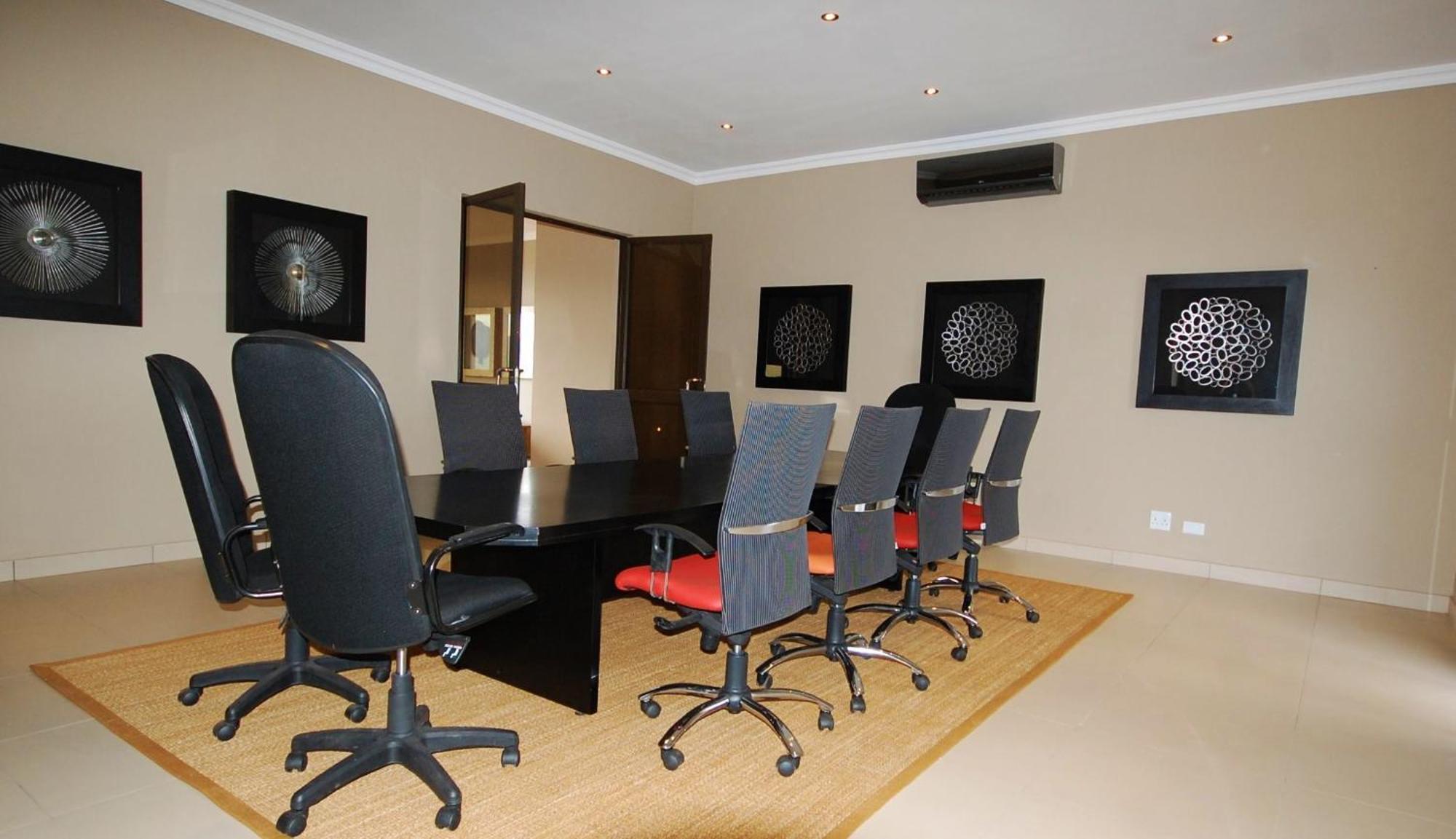 Legend Golf And Safari Resort Sterkrivier Bagian luar foto